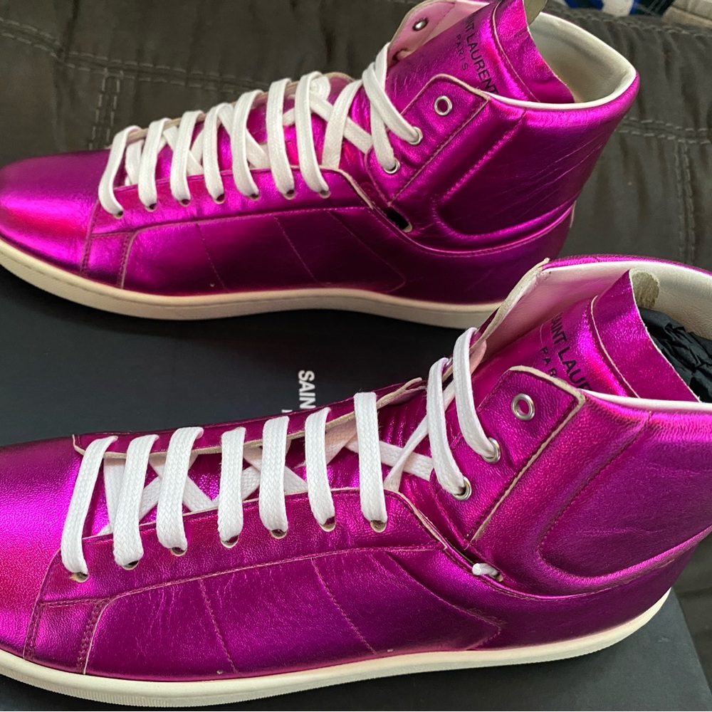 Saint Laurent Women's Metallic Pink Sneakers size 10 / 40 Euro